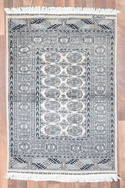 Fine Rug Collection Hand Knotted Oriental Rug Boukara 5'2x5'1