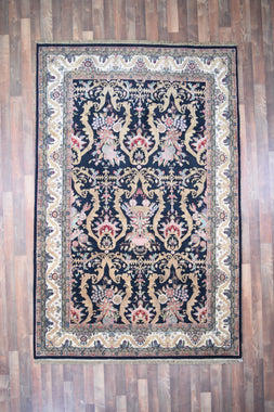 Indian Rug Hand Knotted Oriental Rug Type: Indo // Design: Tabriz 6'0x9'0