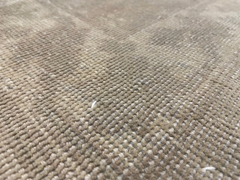 Indian Rug Hand Knotted Oriental Rug Type: Oushak 10'9x9'0