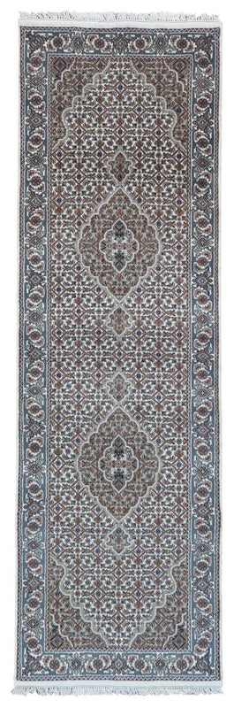Indian Rug Hand Knotted Oriental Rug Fine Silk Tabriz Oriental Runner Rug 2'7x8'4